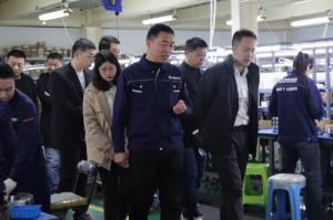 保利汇鑫、钢研极光、金航钛业领导莅临色多多污污下载轴承考察交流